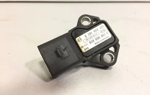 Volkswagen PASSAT B6 Air pressure sensor 0281002401 038906051C