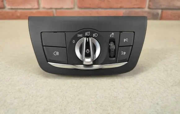 BMW X3 G01 Light switch 5A67870