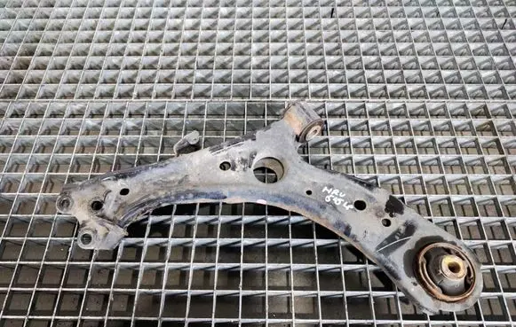 Front lower control arm/wishbone