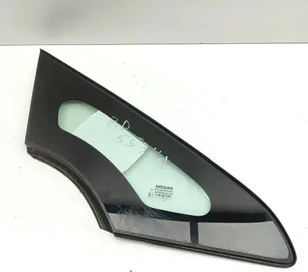 Nissan Leaf II (ZE1) Front door vent window glass four-door 768203NL0A
