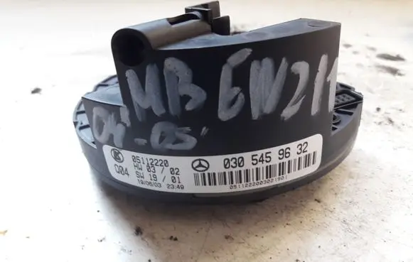 Mercedes-Benz E W211 Steering angle sensor 0305459632