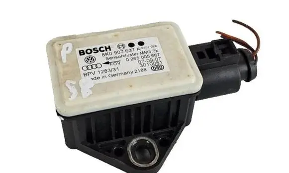 Audi A4 S4 B8 8K ESP acceleration yaw rate sensor 8K0907637A