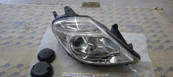 Citroen C8 Headlight/headlamp 89006372