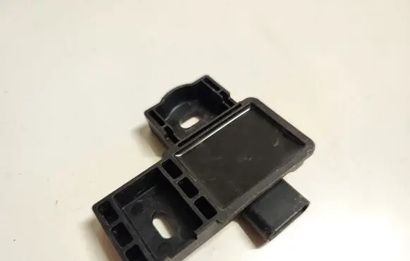 Audi A4 S4 B9 Fuel level sensor 8K0906651C