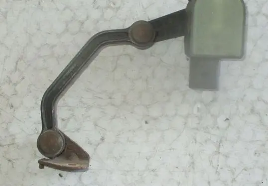 Audi A6 S6 C6 4F Headlight/headlamp level sensor 4F0907503
