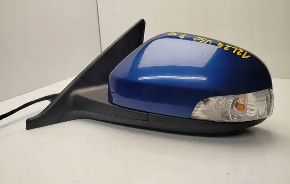 Volvo V50 Front door electric wing mirror 