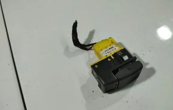 Volvo S70 V70 V70 XC Fog light switch 9162961