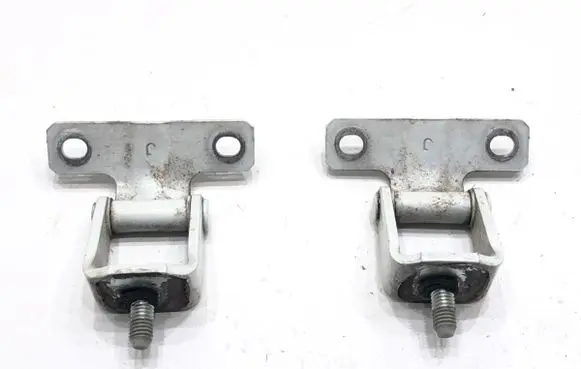 Mitsubishi ASX Tailgate/trunk/boot hinge