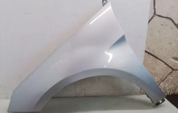 Mercedes-Benz B W245 Fender