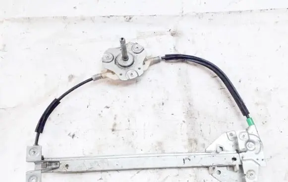 Mitsubishi Space Star Front door window regulator with motor 