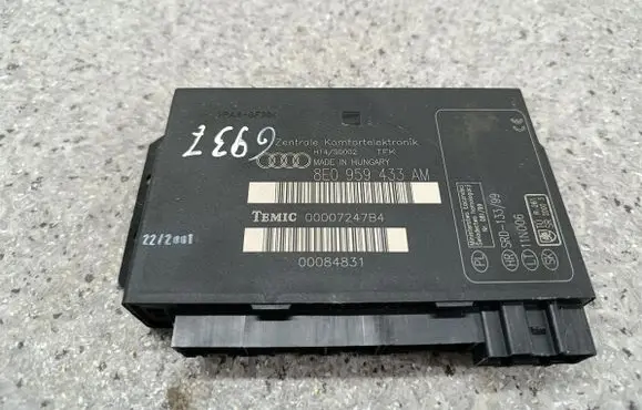 Audi A4 S4 B6 8E 8H Comfort/convenience module 8E0959433AM