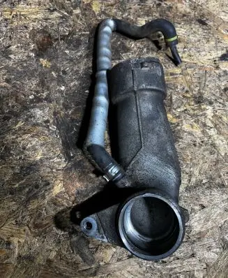 Audi A3 S3 8L Air intake hose/pipe 06A133607F