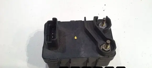 Peugeot 607 ABS relay 9628756080