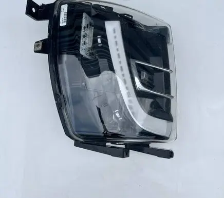 Tesla Model X Front fog light 103433100A 0019743709 101112018