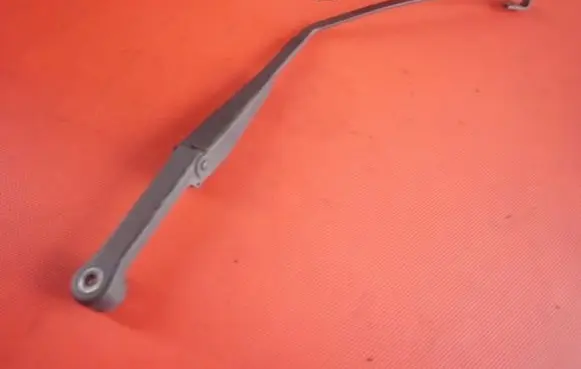 Suzuki Jimny Rear wiper blade arm