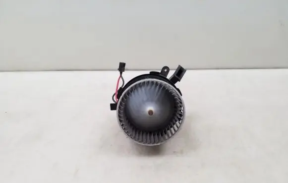 Audi A4 S4 B8 8K A/C air flow flap actuator/motor 