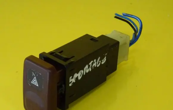 KIA Sportage Hazard light switch