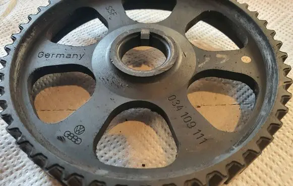 Audi 80 90 S2 B4 Camshaft pulley/ VANOS 034109111