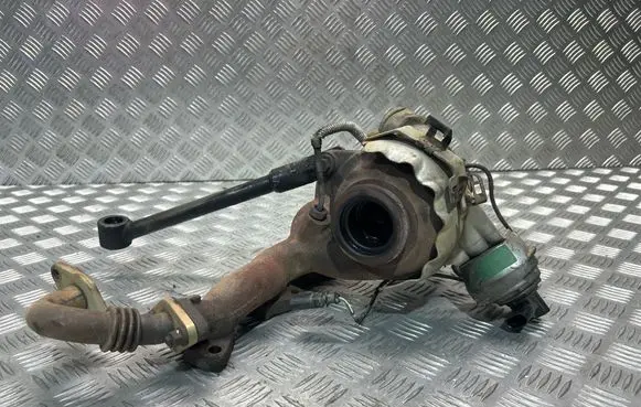 Volkswagen PASSAT B6 Turbo 03G253014K