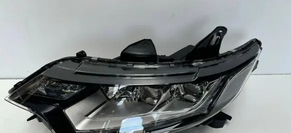 Mitsubishi Outlander Headlight/headlamp 8301CB