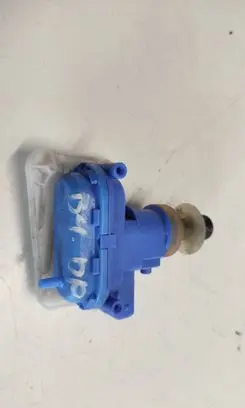 Audi 80 90 S2 B4 Central locking vacuum pump 893862153C 893862123
