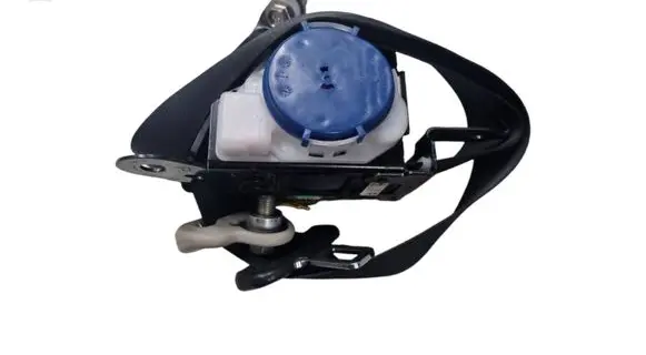 Mazda 6 Front seatbelt 1071042 TKAH2EH901