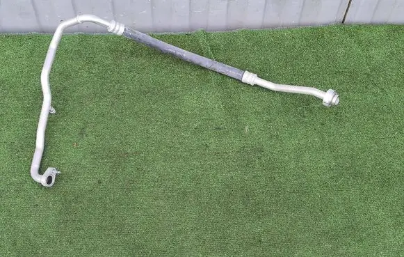 Audi Q3 F3 Air conditioning (A/C) pipe/hose 5QF820743C
