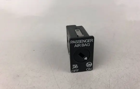 Volkswagen Tiguan Passenger airbag on/off switch 5Q0919237