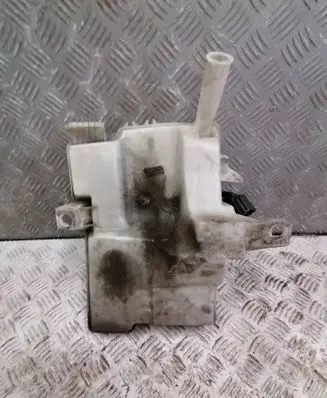 Ford Focus Windshield washer fluid reservoir/tank BV6113K175A F007