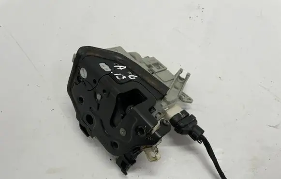Audi A6 S6 C7 4G Front door lock 8J2837015C