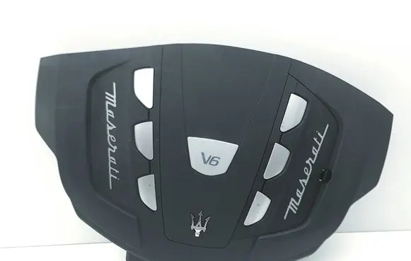Maserati Ghibli Engine cover (trim)