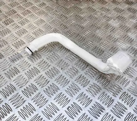Volvo S90, V90 Window washer liquid tank fill tube 31378734