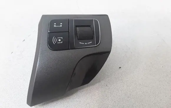 Opel Astra H Steering wheel buttons/switches 13126750