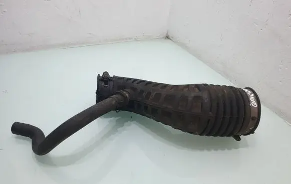 Nissan Qashqai+2 Intercooler hose/pipe