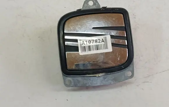 Seat Toledo III (5P) Tailgate/trunk/boot exterior handle 5P0827565C 5P0.827.565.C