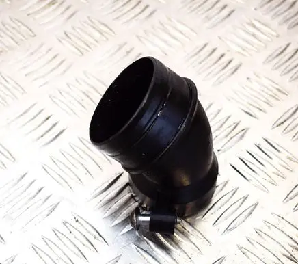 Audi A3 S3 8P Air intake hose/pipe 3C0129635