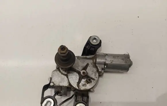 Volkswagen Golf V Rear window wiper motor 0390201845 1K9955711A