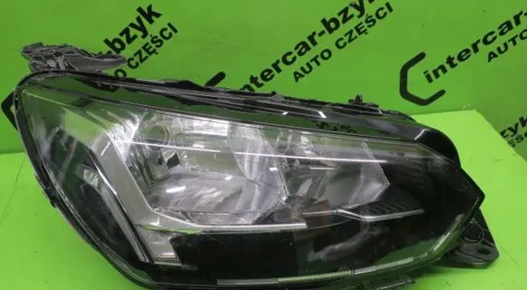Peugeot 208 Headlight/headlamp
