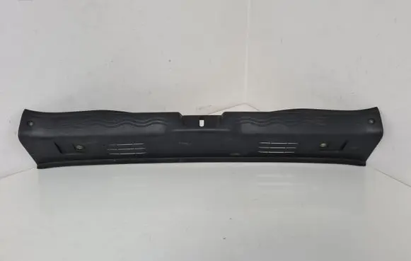 Renault Modus Trunk/boot sill cover protection 8200213727