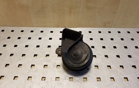 Mercedes-Benz ML W164 Horn signal E9703881165