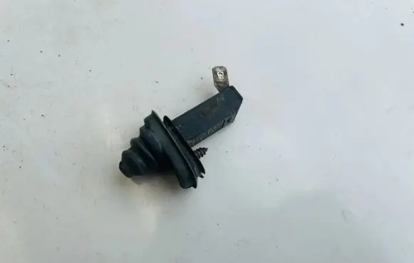 Audi 80 90 B3 Front door sensor 893947561