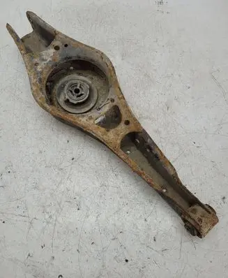 Volkswagen PASSAT B6 Rear upper control arm/wishbone