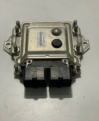 Suzuki Swift II Engine control unit/module 3391069L01 0261S07288 1039S50876