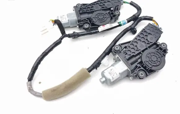 Honda CR-V Sunroof motor/actuator 7045084BE010 7049084BE010 32156TNYJ000