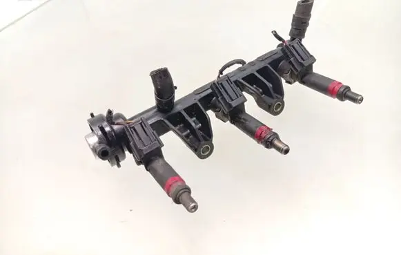 Volkswagen Polo Fuel injectors set 03D906031C