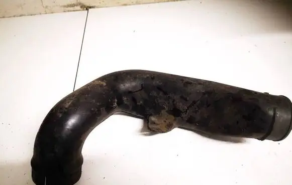Citroen Xsara Air intake hose/pipe 9610577980