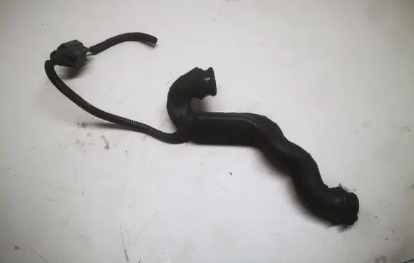 Volvo S80 Breather/breather pipe/hose 30788009