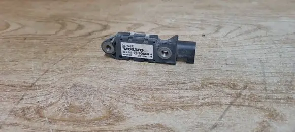 Volvo XC90 Airbag deployment crash/impact sensor 30724677