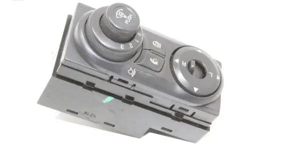 Chevrolet Captiva Light switch
