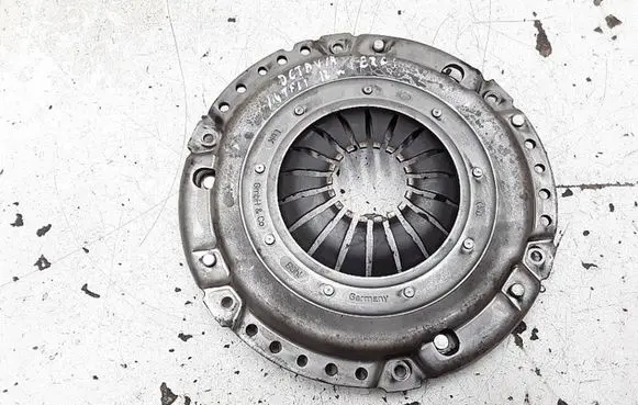 Skoda Octavia Mk2 (1Z) Pressure plate 